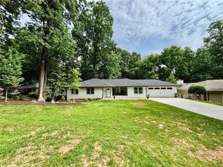 1759 Wilmont NE Drive, Atlanta, GA 30329