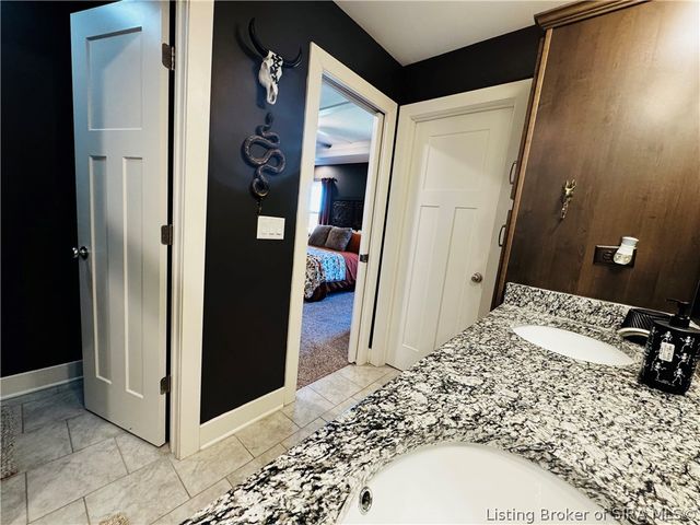 5006 Oak Hill, Georgetown, IN 47122