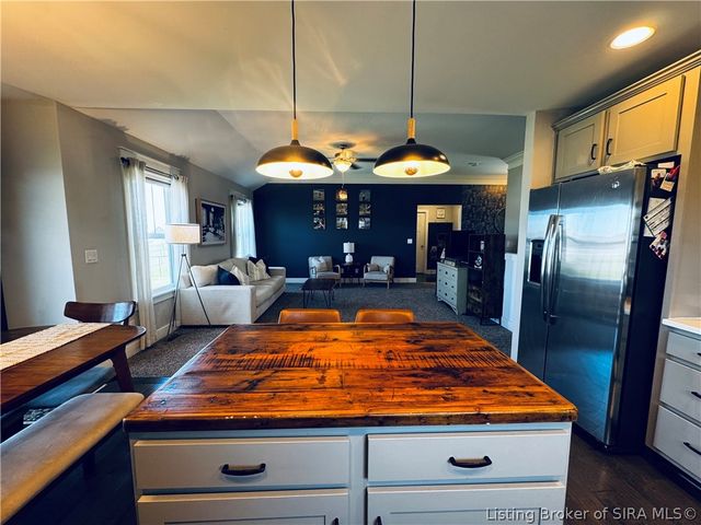 5006 Oak Hill, Georgetown, IN 47122