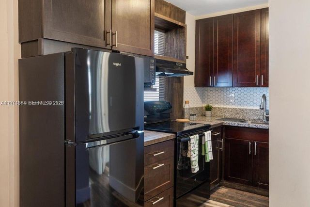 505 SE 20th St 1, Fort Lauderdale, FL 33316