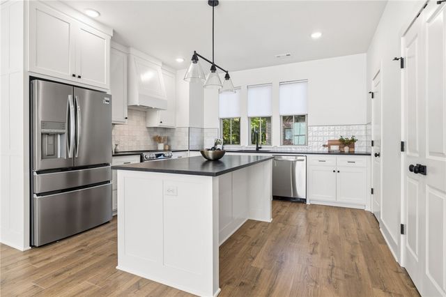 444 E Martin Luther King Jr Boulevard, Fayetteville, AR 72701