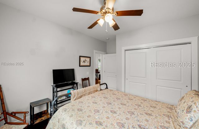 1642 Old Shell Rd, Port Royal, SC 29935