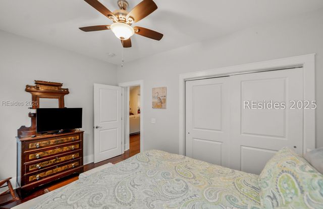 1642 Old Shell Rd, Port Royal, SC 29935