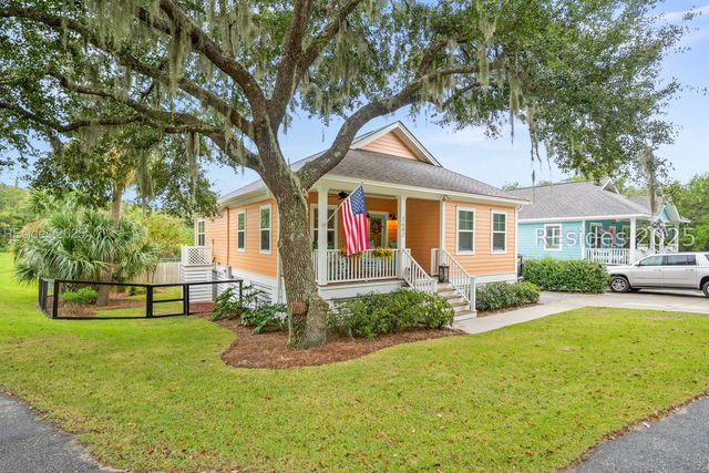 1642 Old Shell Rd, Port Royal, SC 29935