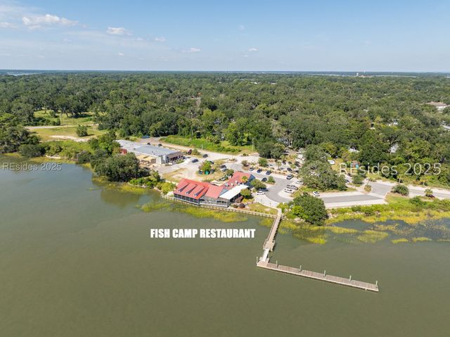 1642 Old Shell Rd, Port Royal, SC 29935