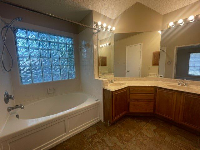 4741 Birchbend Lane, Fort Worth, TX 76137