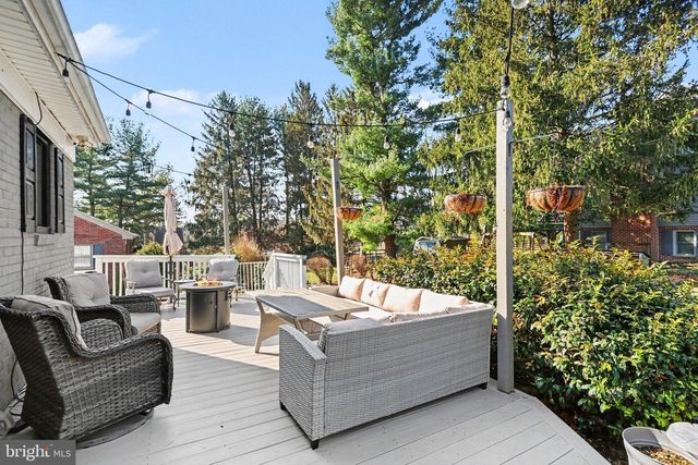 2848 KISSEL HILL RD, Lititz, PA 17543