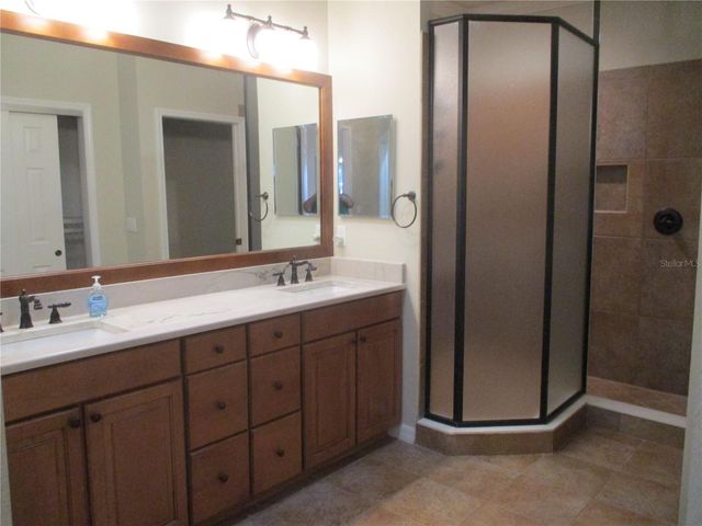 1368 EMERALD DUNES DRIVE 20, Sun City Center, FL 33573