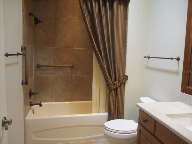 1368 EMERALD DUNES DRIVE 20, Sun City Center, FL 33573