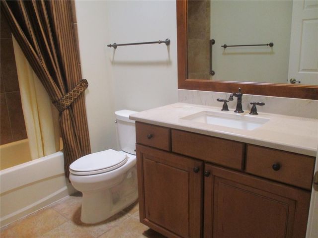 1368 EMERALD DUNES DRIVE 20, Sun City Center, FL 33573
