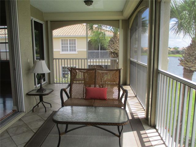 1368 EMERALD DUNES DRIVE 20, Sun City Center, FL 33573