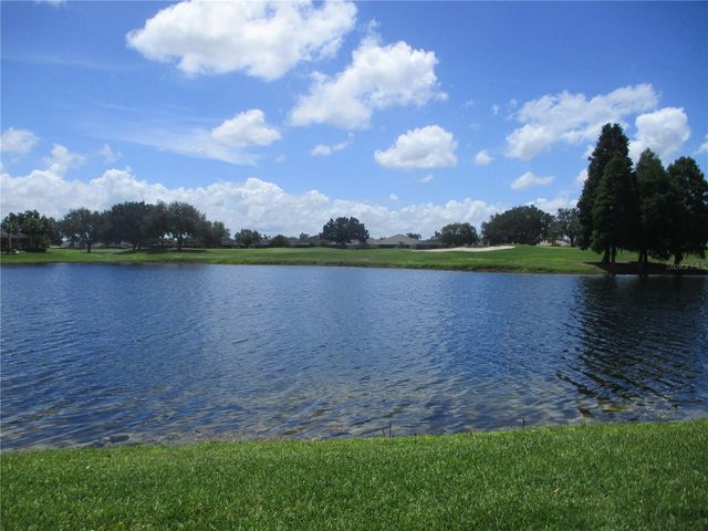 1368 EMERALD DUNES DRIVE 20, Sun City Center, FL 33573