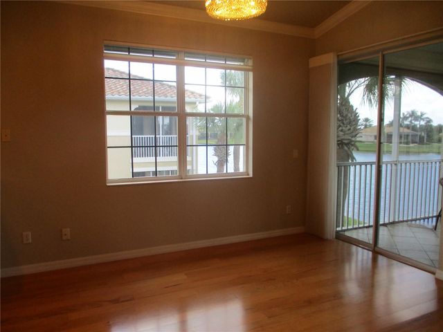 1368 EMERALD DUNES DRIVE 20, Sun City Center, FL 33573