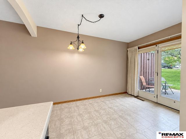 5519 Enterprise Drive, Lincoln, NE 68521