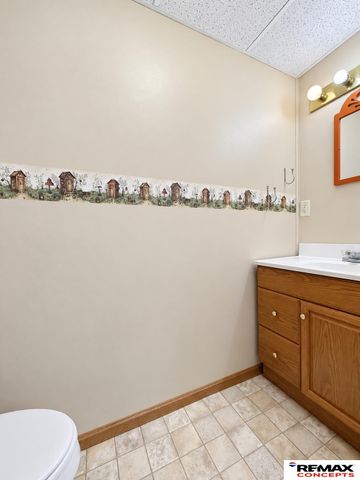 5519 Enterprise Drive, Lincoln, NE 68521