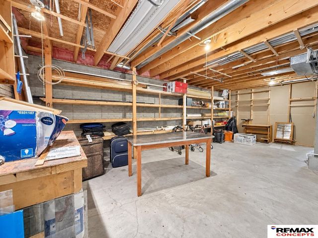 5519 Enterprise Drive, Lincoln, NE 68521