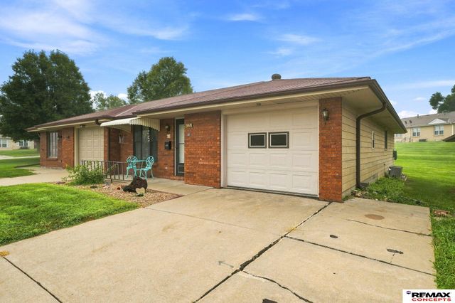 5519 Enterprise Drive, Lincoln, NE 68521