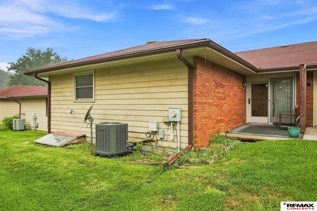 5519 Enterprise Drive, Lincoln, NE 68521