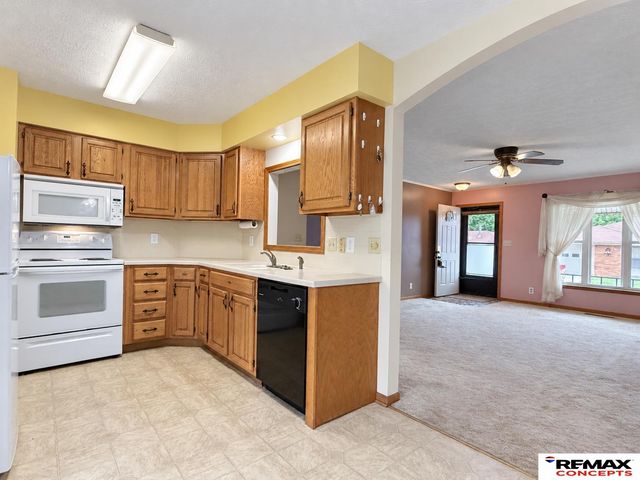 5519 Enterprise Drive, Lincoln, NE 68521