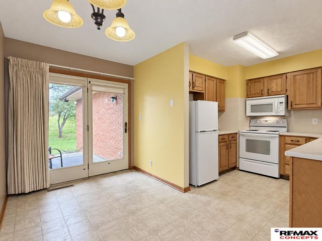 5519 Enterprise Drive, Lincoln, NE 68521