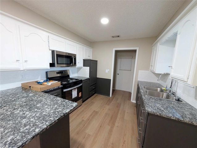 7440 NW 6th Street, Oklahoma City, OK 73127