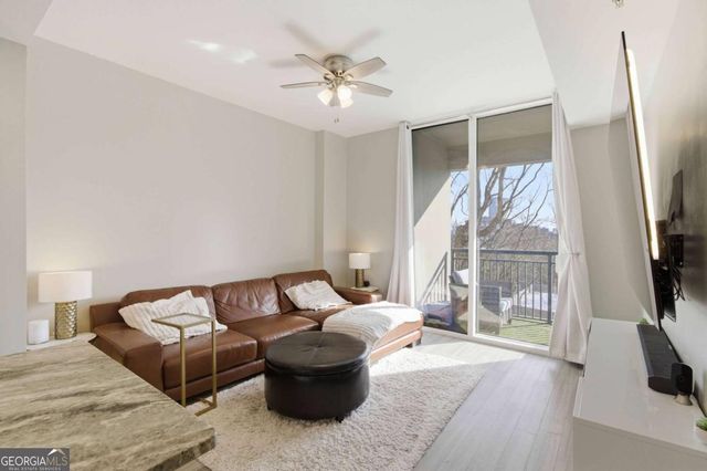 3040 Peachtree Road NW 309, Atlanta, GA 30305