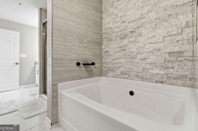 3040 Peachtree Road NW 309, Atlanta, GA 30305