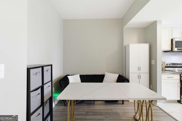 3040 Peachtree Road NW 309, Atlanta, GA 30305