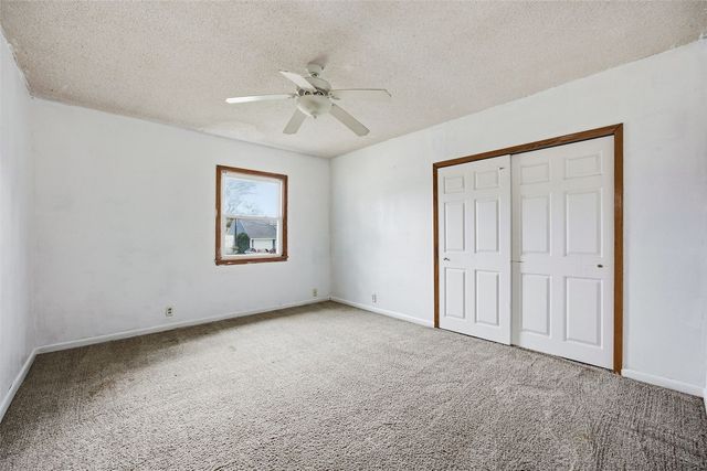 1224 20th Street SW, Cedar Rapids, IA 52404