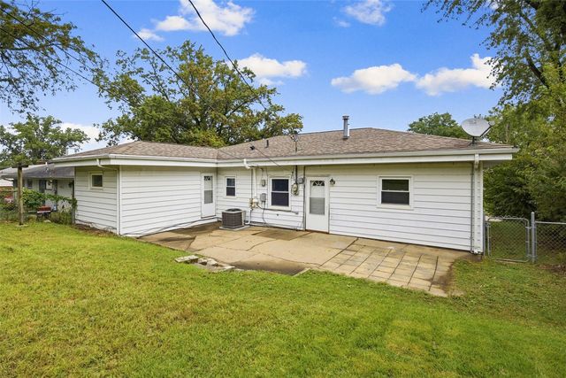 1224 20th Street SW, Cedar Rapids, IA 52404