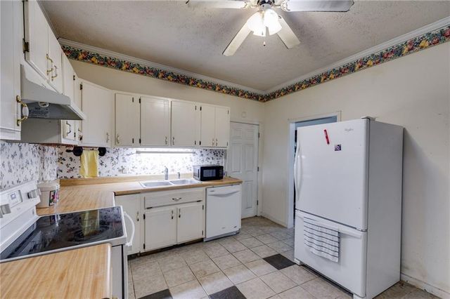 208 Georgia S Avenue, Bremen, GA 30110