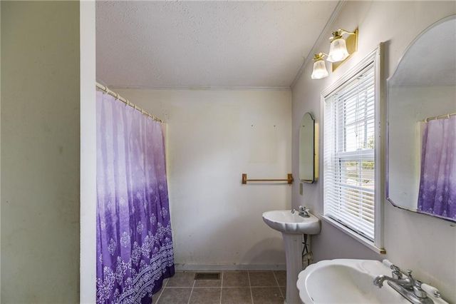 208 Georgia S Avenue, Bremen, GA 30110