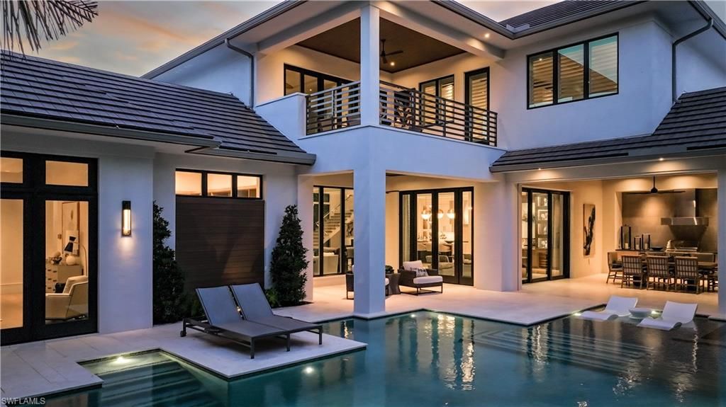 2021 Gordon DR E, NAPLES, FL 34102 — photo 2