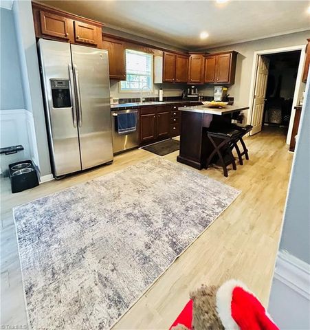 111 Fosstoral Street, King, NC 27021