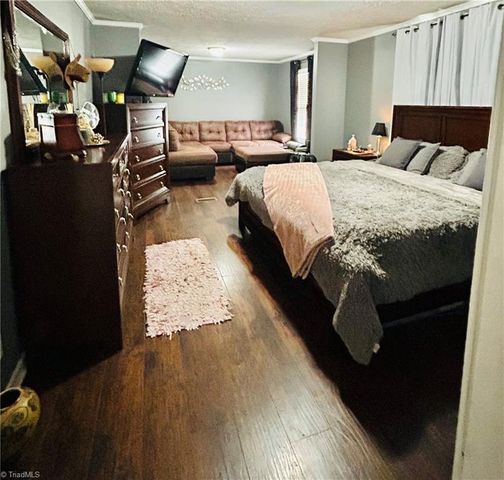 111 Fosstoral Street, King, NC 27021