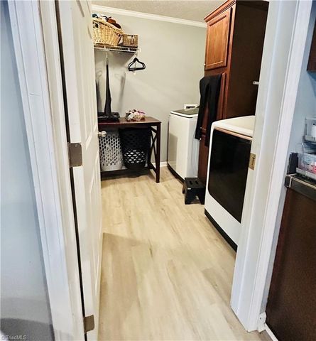 111 Fosstoral Street, King, NC 27021