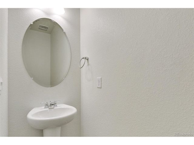 1505 Pinnacle Ave, Brighton, CO 80603