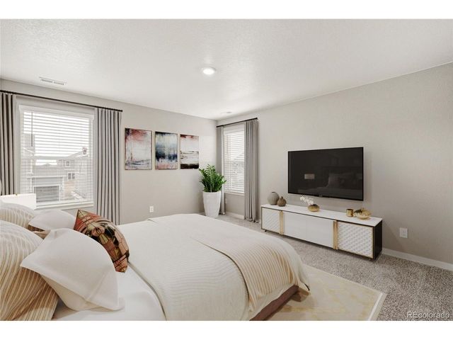 1505 Pinnacle Ave, Brighton, CO 80603