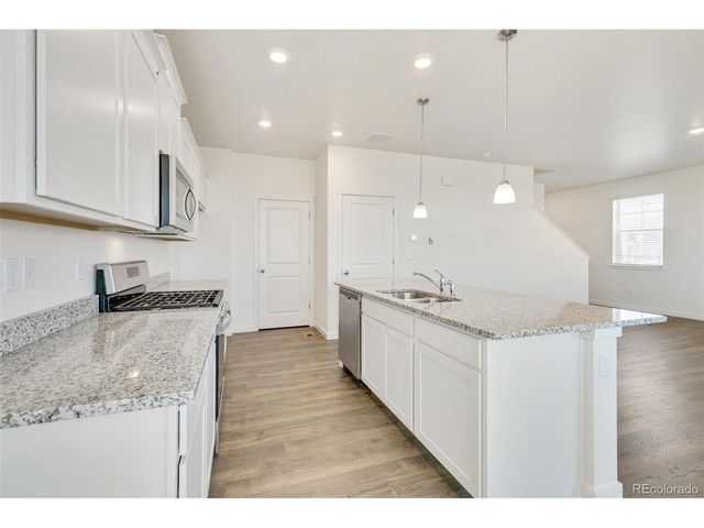 1505 Pinnacle Ave, Brighton, CO 80603