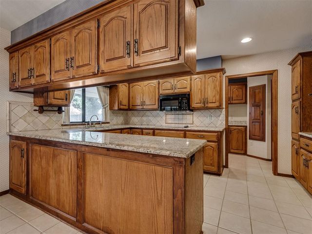 3719 Barwick Court, Norman, OK 73072