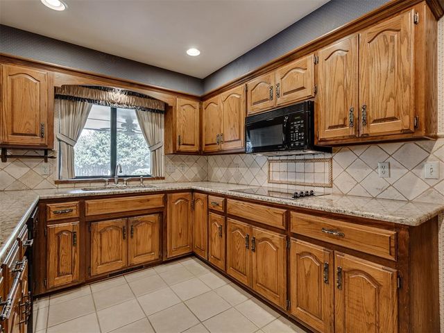 3719 Barwick Court, Norman, OK 73072