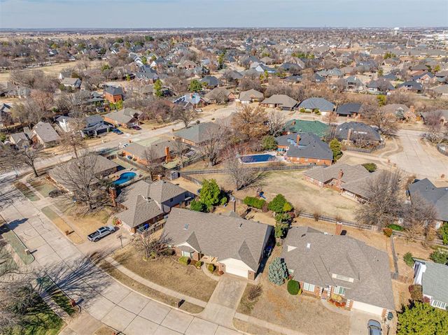 3719 Barwick Court, Norman, OK 73072
