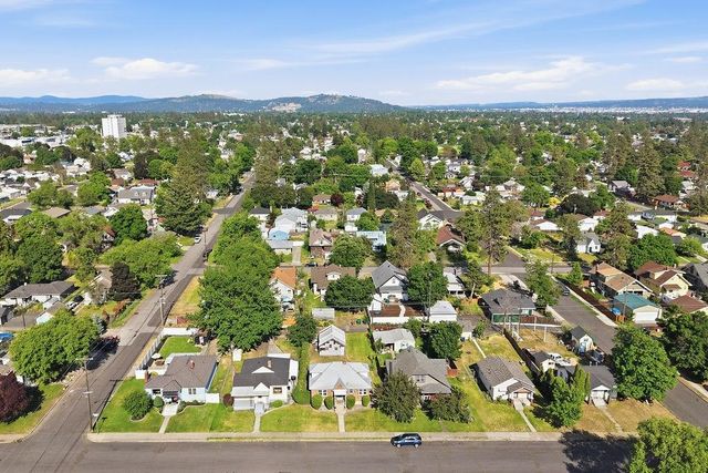 4118 N Howard St, Spokane, WA 99205