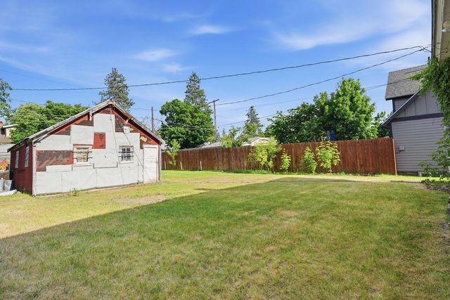 4118 N Howard St, Spokane, WA 99205