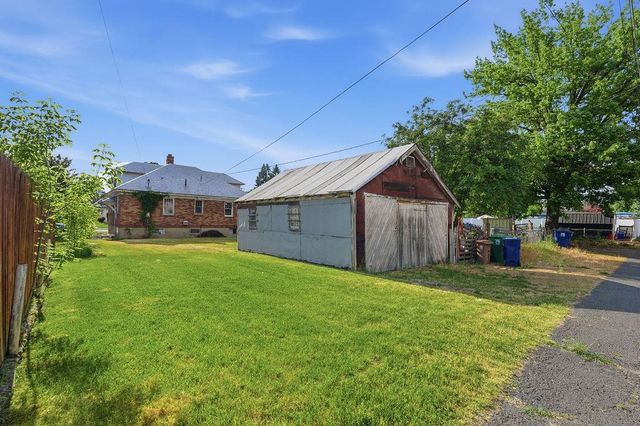 4118 N Howard St, Spokane, WA 99205