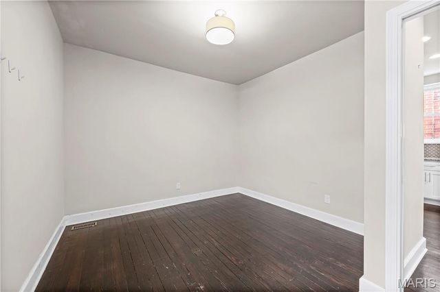 3800 Fairview Avenue, St Louis, MO 63116