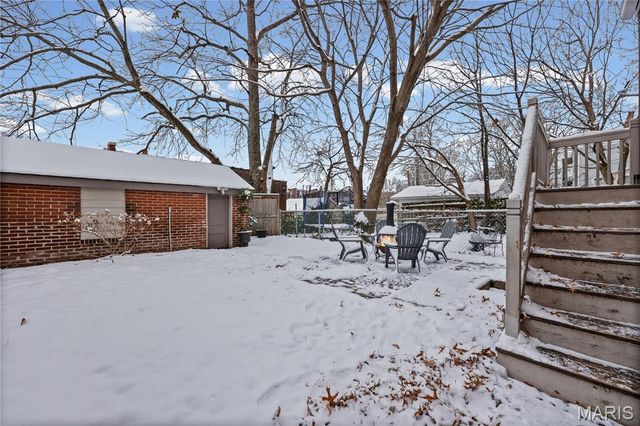 3800 Fairview Avenue, St Louis, MO 63116