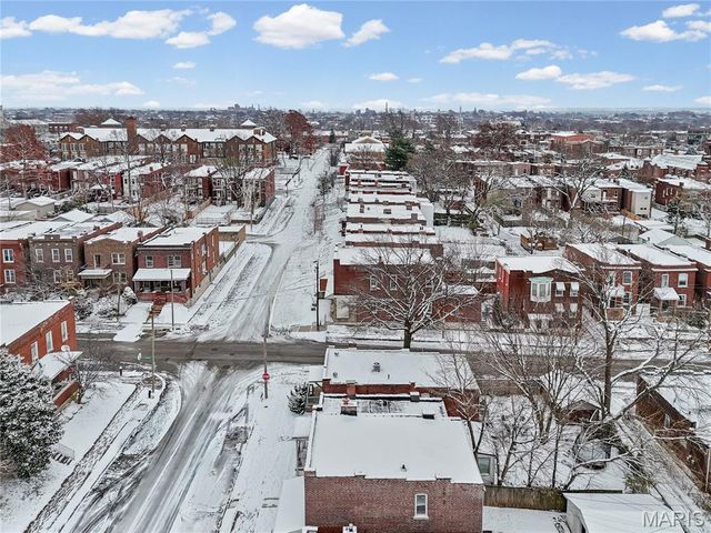 3800 Fairview Avenue, St Louis, MO 63116