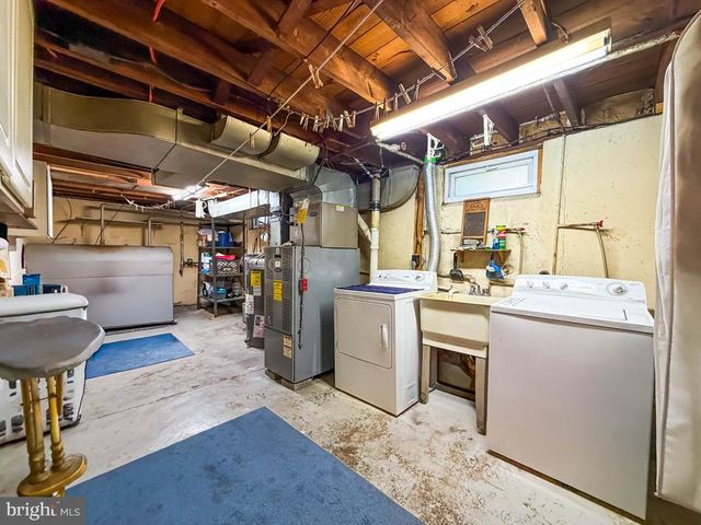 3521 CARNARVON AVE, Bristol, PA 19007