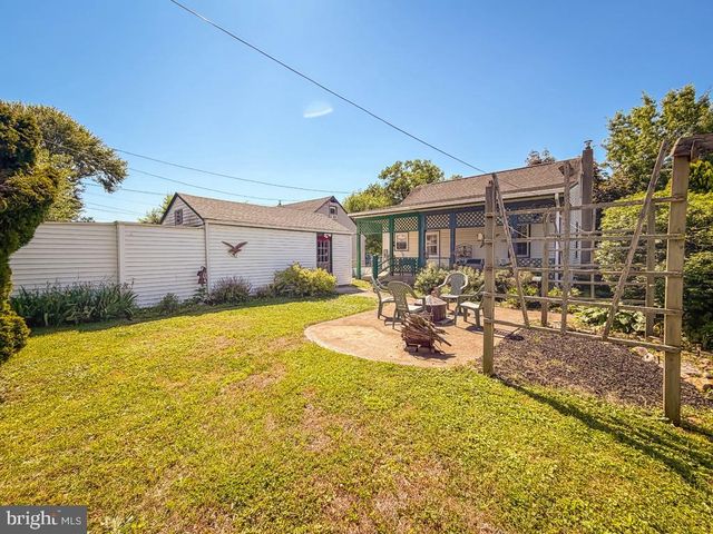 3521 CARNARVON AVE, Bristol, PA 19007